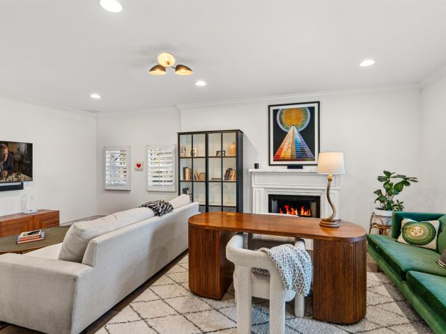 Home for sale at 399 Florenada Terrace - photo 6909742