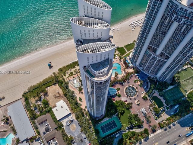 Apartment for sale  Unit #3802 - photo 6879823