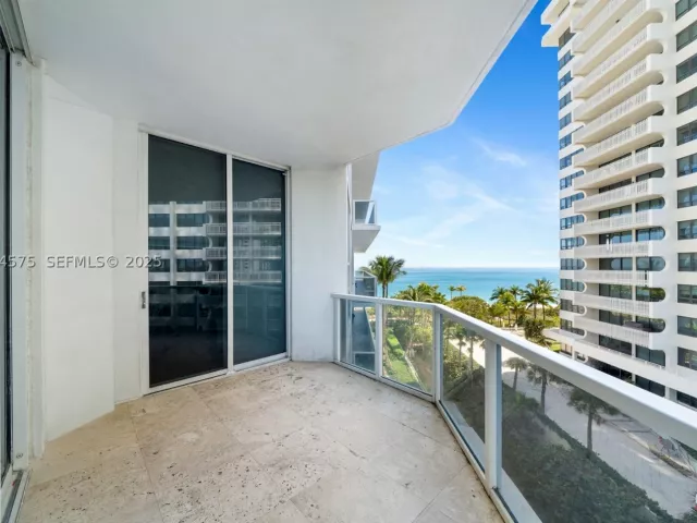4-bedroom condo for rent in Bal Harbour - 10225 Collins Ave 404 - MondialRealty