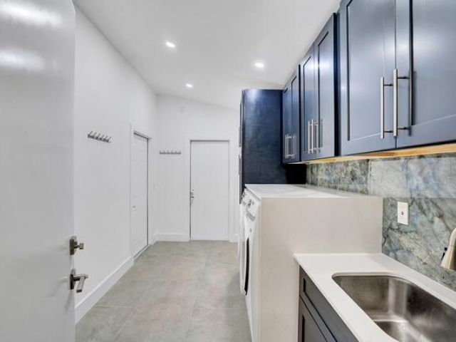 Home for sale at 521 NE 32nd Street - photo 6894863