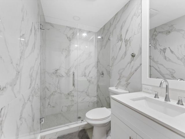 Home for sale at 521 NE 32nd Street - photo 6894867