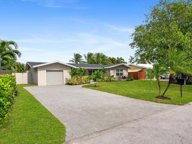 Home for sale at 521 NE 32nd Street - photo 6894876