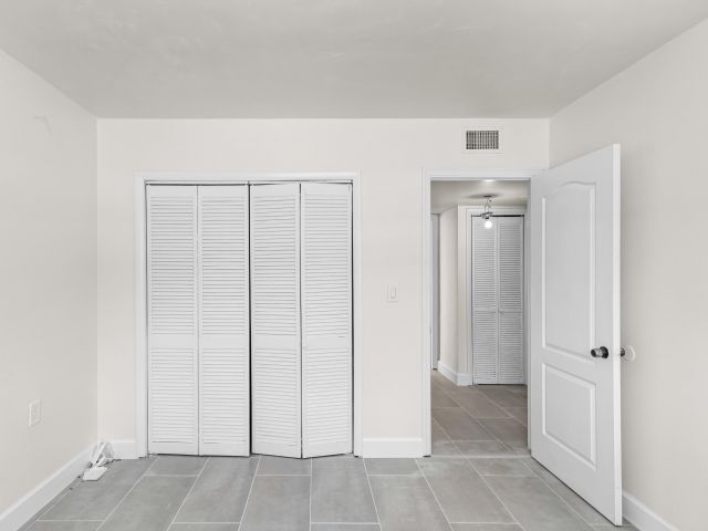 Home for rent at 1882 SW 17th Avenue - photo 6879477