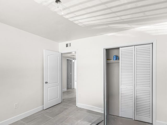 Home for rent at 1882 SW 17th Avenue - photo 6879478