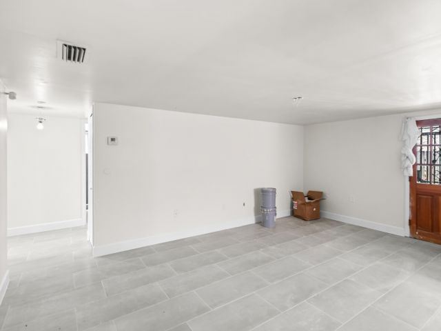 Home for rent at 1882 SW 17th Avenue - photo 6879486