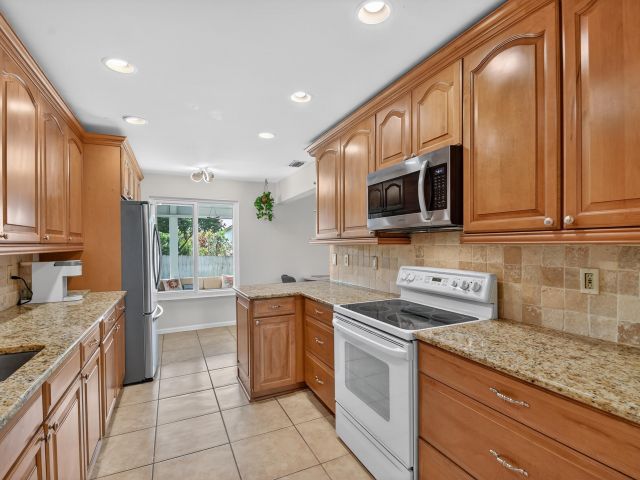 Home for sale at 3618 Valley Way - photo 6893954