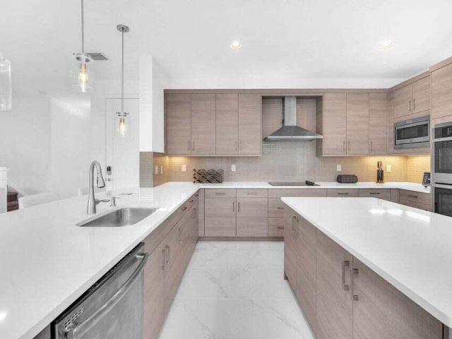 Home for sale at 15395 Green River Court - photo 6880983