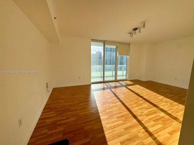 Apartment for sale  Unit #1703 - photo 7444329