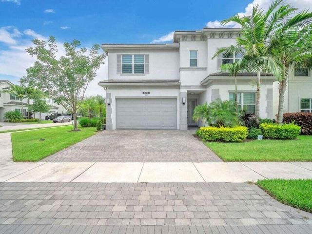 Home for rent at 15395 Green River Court - photo 6882572