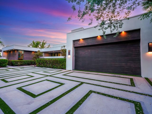 Home for rent at 4011 Bayview Drive - photo 6883664