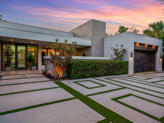 Home for rent at 4011 Bayview Drive - photo 6883667