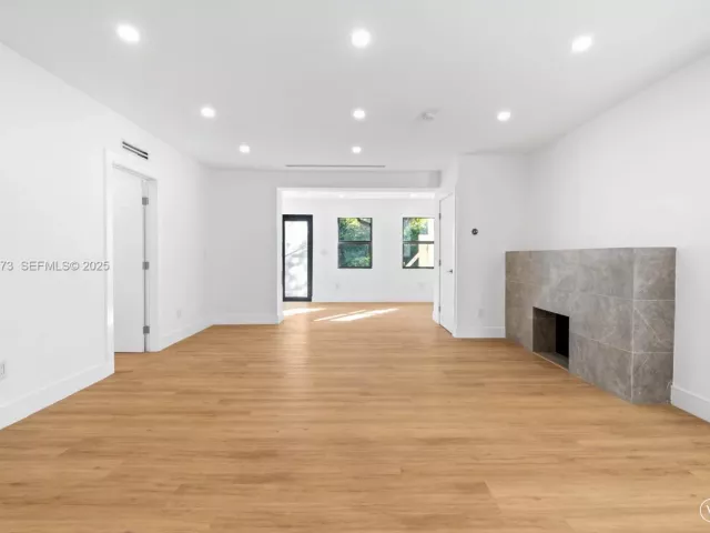 4-bedroom home for sale in Biscayne Park - 665 NE 117th st - MondialRealty