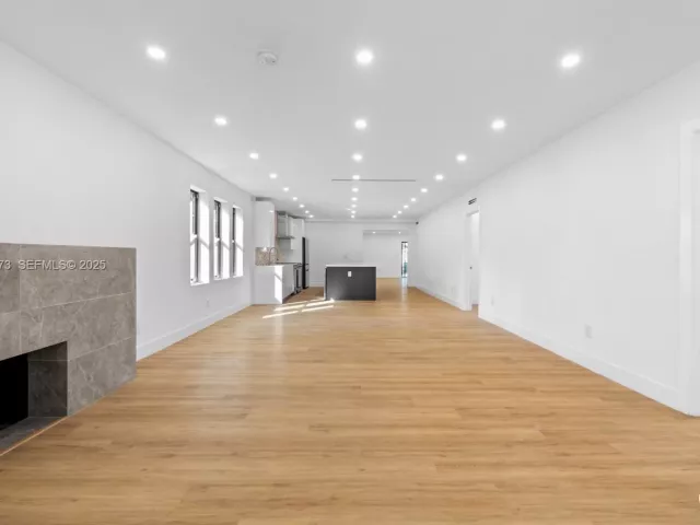 4-bedroom home for sale in Biscayne Park - 665 NE 117th st - MondialRealty