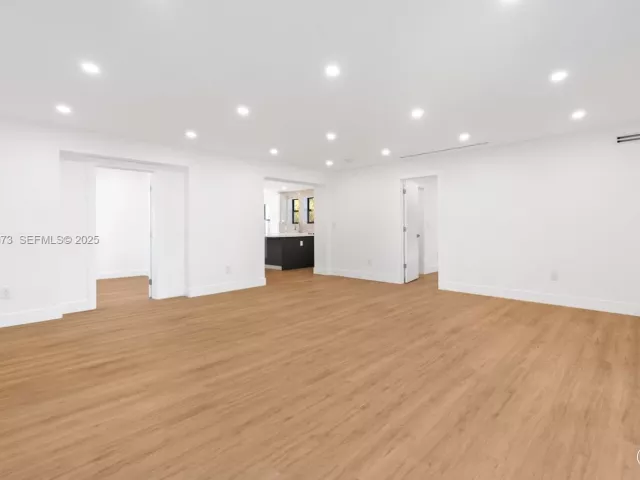 4-bedroom home for sale in Biscayne Park - 665 NE 117th st - MondialRealty