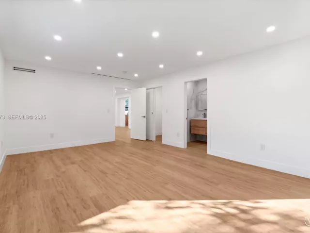 4-bedroom home for sale in Biscayne Park - 665 NE 117th st - MondialRealty