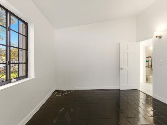 3-bedroom home for sale in Miami Gardens - 18141 NW 4th Ave - MondialRealty