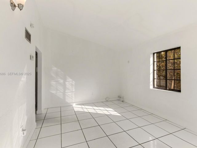 3-bedroom home for sale in Miami Gardens - 18141 NW 4th Ave - MondialRealty