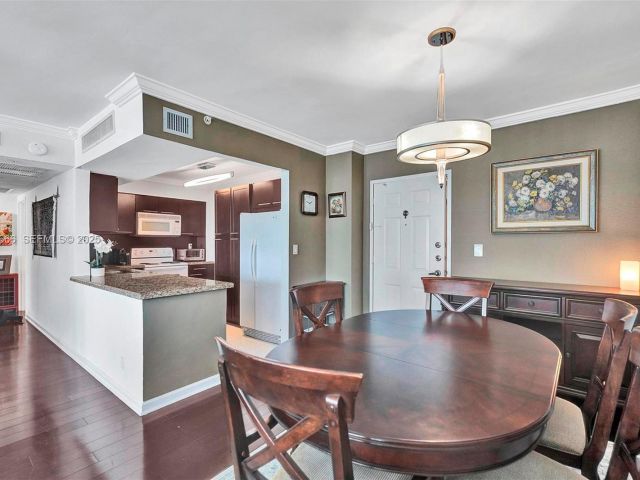 Apartment for rent  Unit #1436 (Available May 1st) - photo 6882320