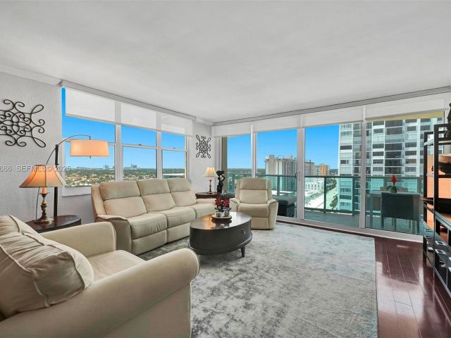 Apartment for rent  Unit #1436 (Available May 1st) - photo 6882329