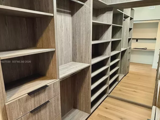 2-bedroom condo for rent in Aventura - 2800 Island Blvd 706 - MondialRealty