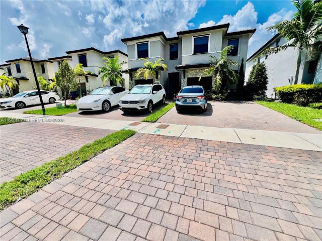 3-bedroom home for rent in Homestead - 25532 SW 108th Ave 0 - MondialRealty
