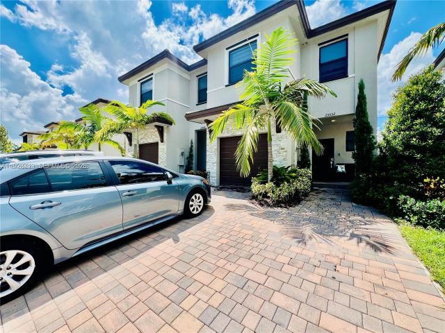 3-bedroom home for rent in Homestead - 25532 SW 108th Ave 0 - MondialRealty