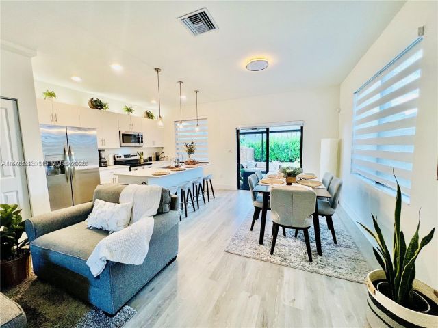 3-bedroom home for rent in Homestead - 25532 SW 108th Ave 0 - MondialRealty