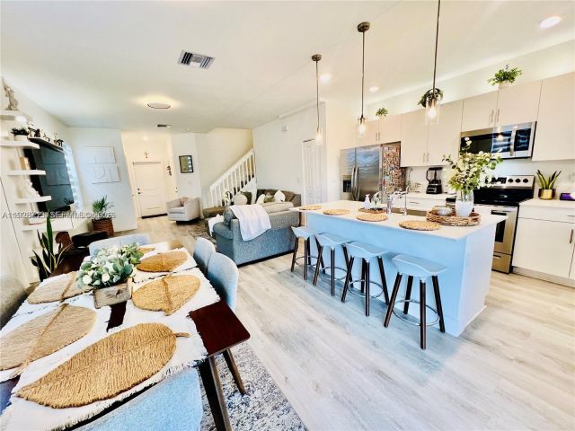 3-bedroom home for rent in Homestead - 25532 SW 108th Ave 0 - MondialRealty