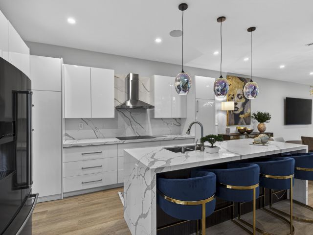 Home for rent at 1121 NE 17th Avenue - photo 6889326