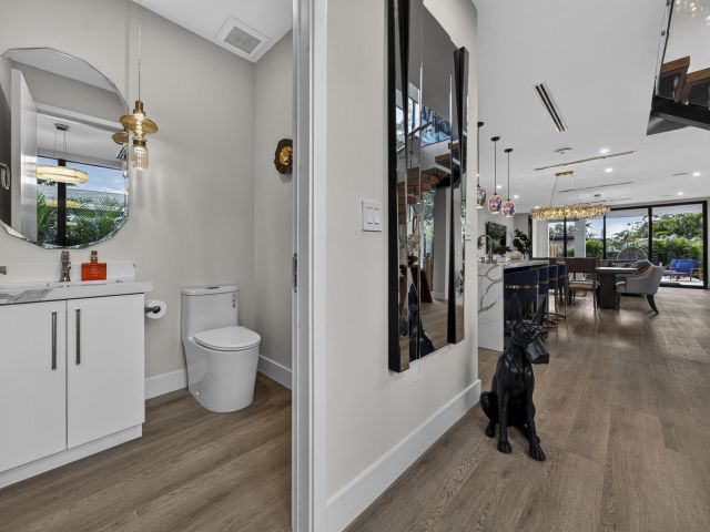 Home for rent at 1121 NE 17th Avenue - photo 6889327