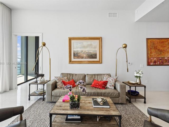 Apartment for sale  Unit #PH5303 - photo 6882910