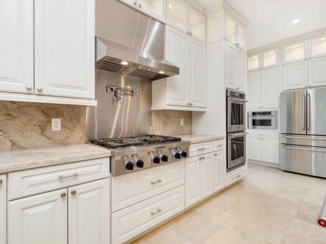 Home for sale at 216 Summa Street - photo 6893735