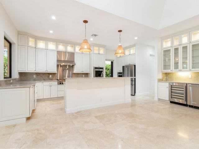 Home for sale at 216 Summa Street - photo 6893736