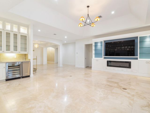 Home for sale at 216 Summa Street - photo 6893739