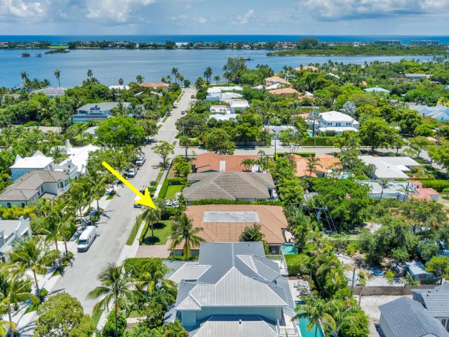 Home for sale at 216 Summa Street - photo 6893745