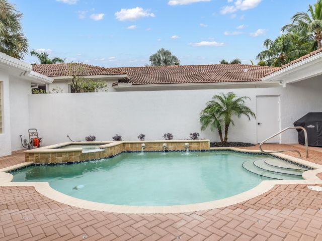 Home for sale at 8030 Laurel Ridge Court - photo 6887852