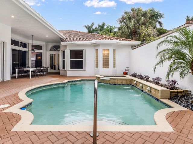 Home for sale at 8030 Laurel Ridge Court - photo 6887855