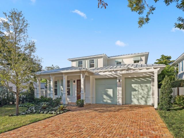 Home for sale at 209 NE 5th Street - photo 6887669