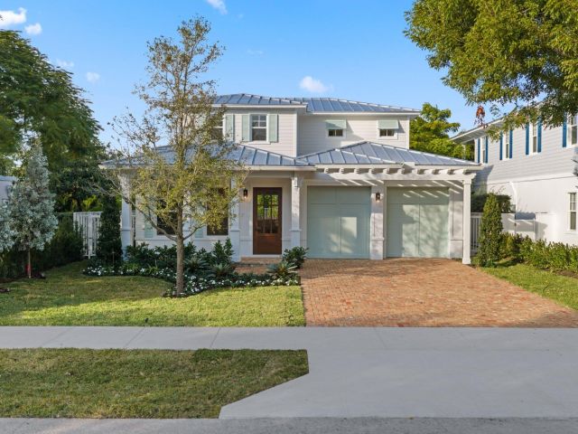 Home for sale at 209 NE 5th Street - photo 6887670