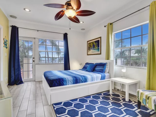 6-bedroom home for rent in Pompano Beach - 600 Circle Drive - MondialRealty