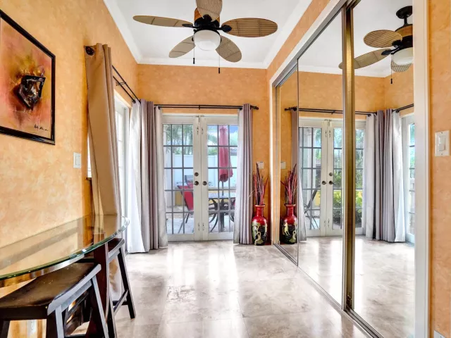 6-bedroom home for rent in Pompano Beach - 600 Circle Drive - MondialRealty