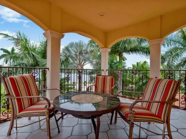 6-bedroom home for rent in Pompano Beach - 600 Circle Drive - MondialRealty