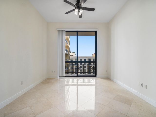 Apartment for rent  Unit #1510 - photo 6887671