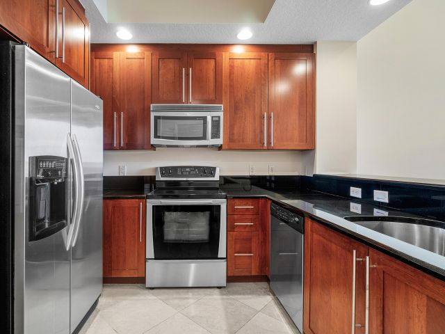 Apartment for rent  Unit #1510 - photo 6887676