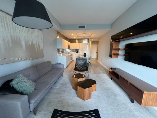 1-bedroom condo for rent in Miami - 55 SW 9th St 4205 - MondialRealty