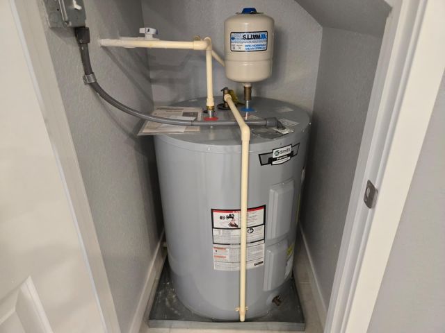 Home for rent at 140 Bandol Street - photo 6893539