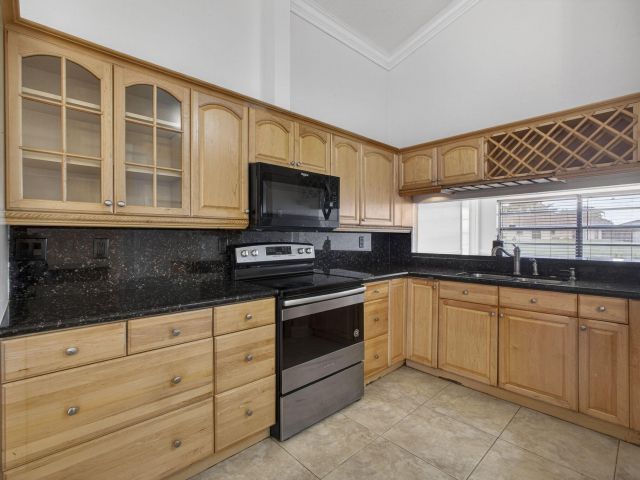 Home for rent at 1275 Summit Run Circle - photo 6906700