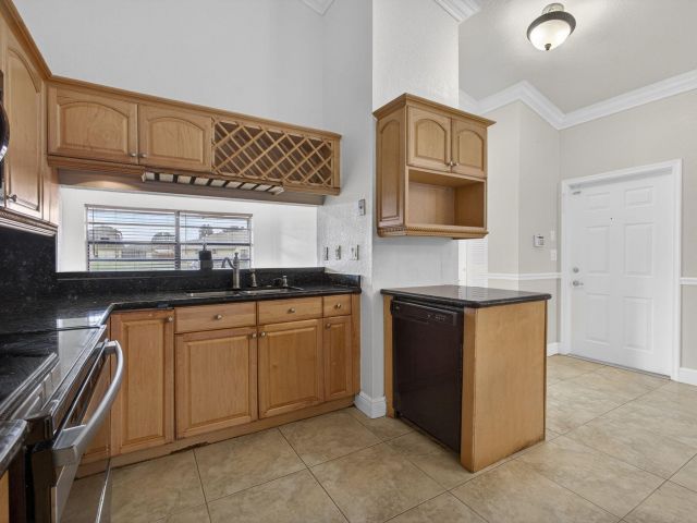 Home for rent at 1275 Summit Run Circle - photo 6906701