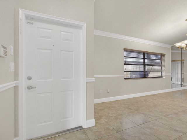 Home for rent at 1275 Summit Run Circle - photo 6906702