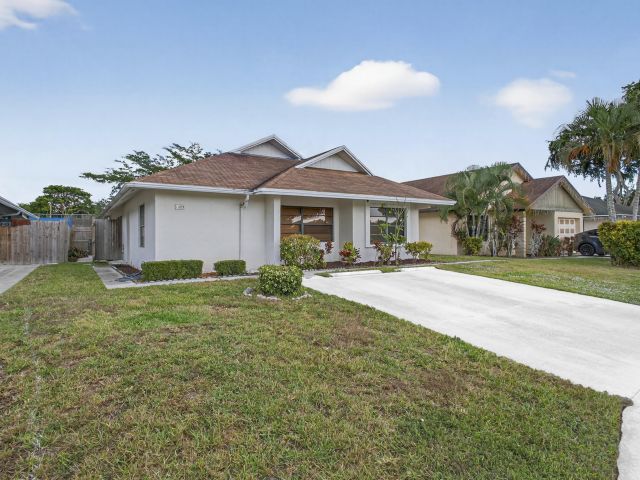 Home for rent at 1275 Summit Run Circle - photo 6906705